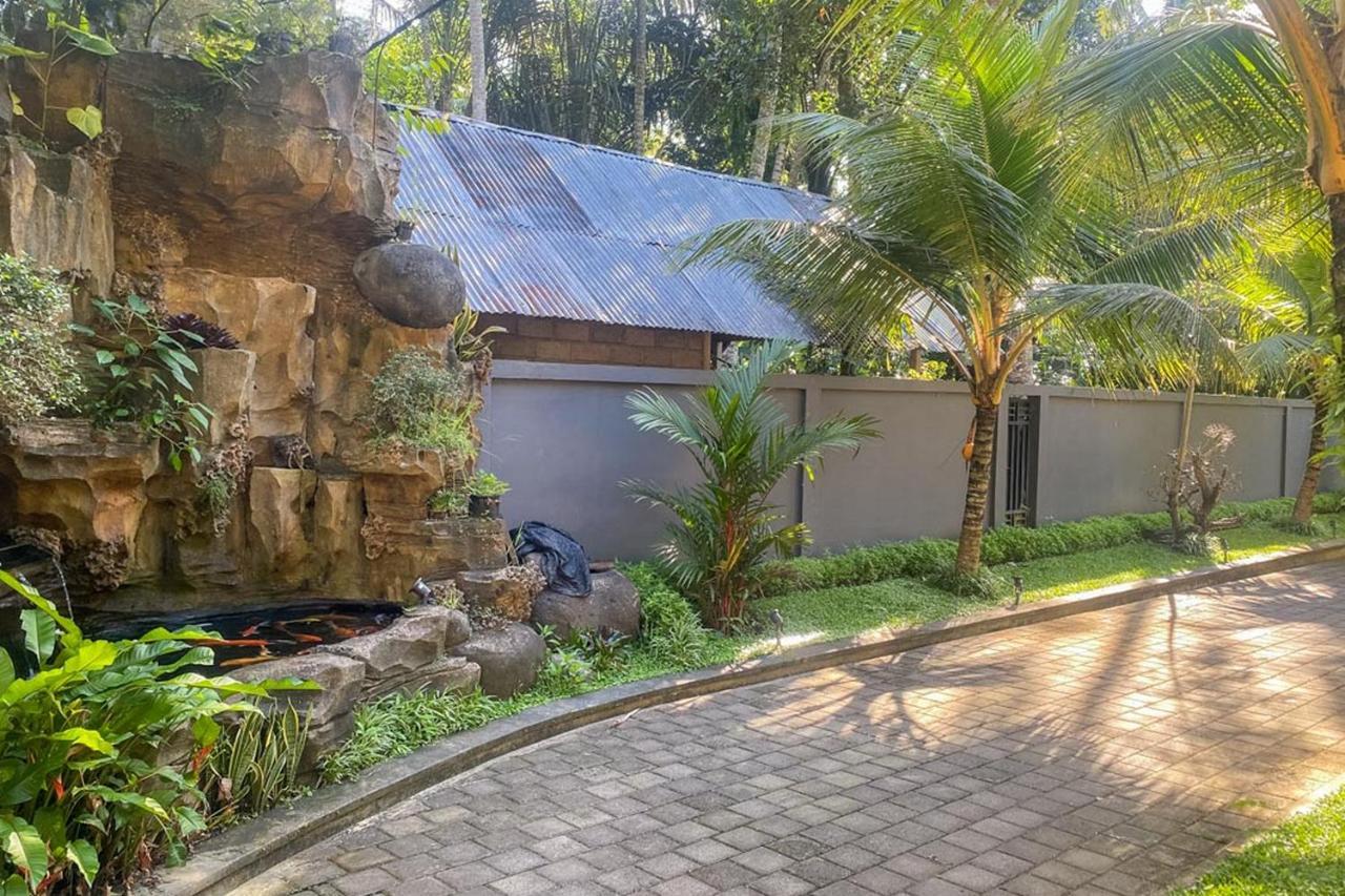 Puri Radent Ubud Redpartner Tegallalang  Exterior photo